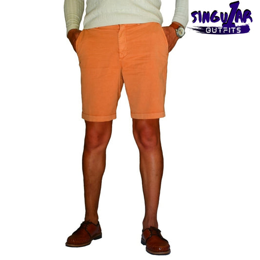 GF002 Men's Shorts Front Short para hombre Singular Outfits